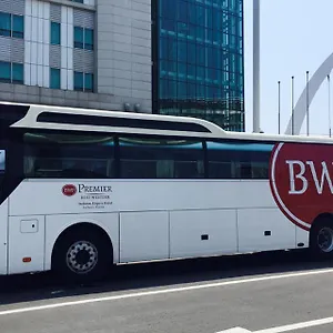 Western Premier Airport Отель